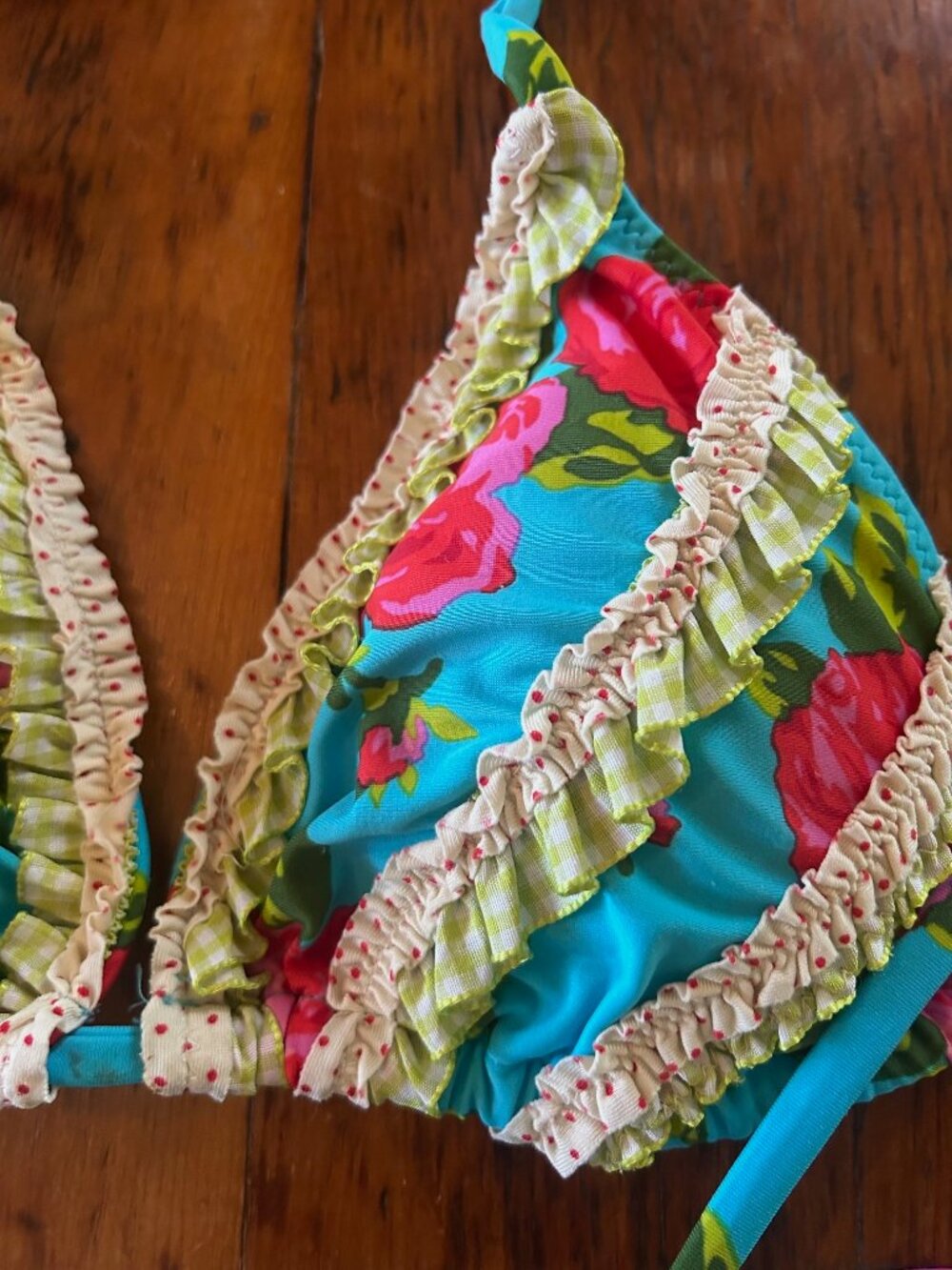 Vintage Betsey Johnson Red Roses floral Print Bikini Set - Picture 4 of 7